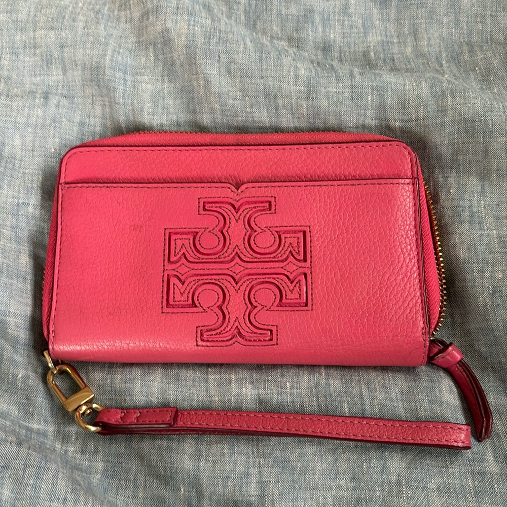 Tory Burch wristlet
